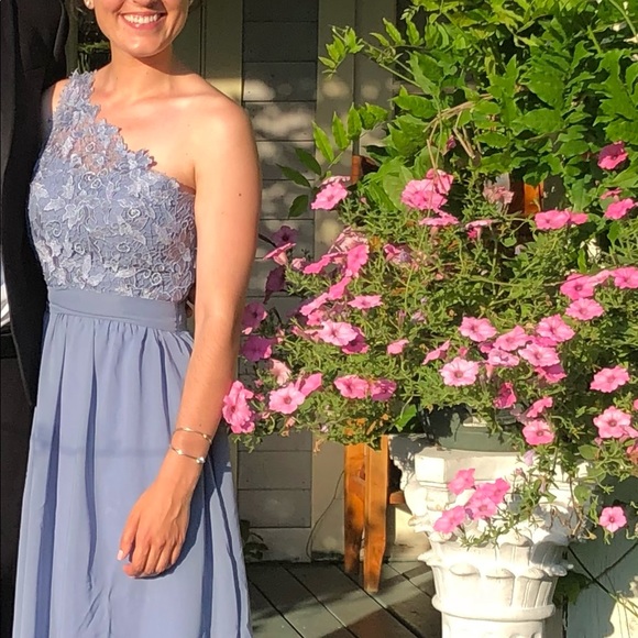 Tulle and Chantilly Dusty Blue One-shoulder Dress - Picture 2 of 3